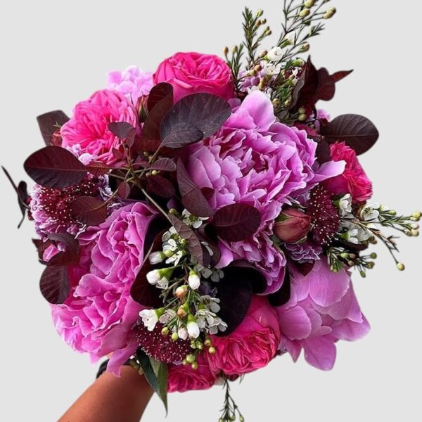 Buchet mireasa roz intens si burgundy